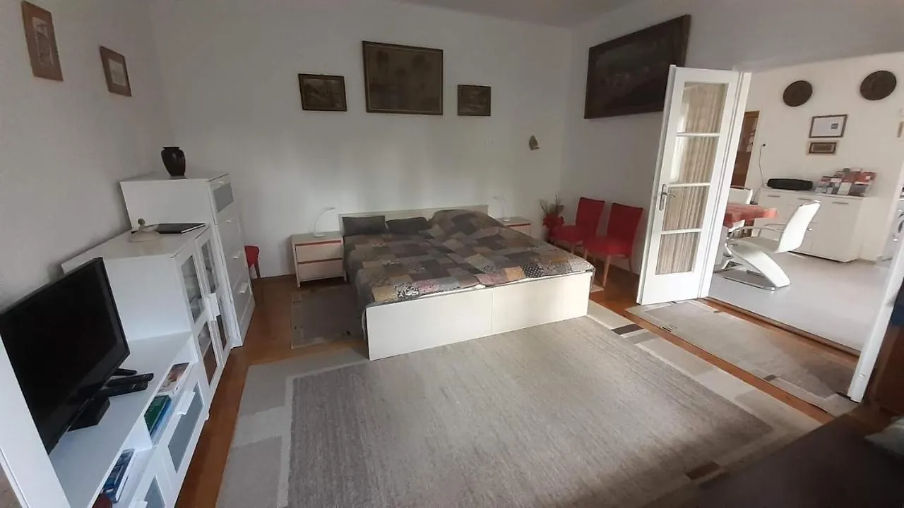 Sissi Residence With Free Parking Lot Budapest Apartment