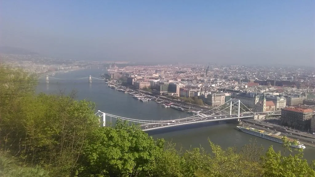 Sissi Residence With Free Parking Lot Budapest 0*,  Hungary